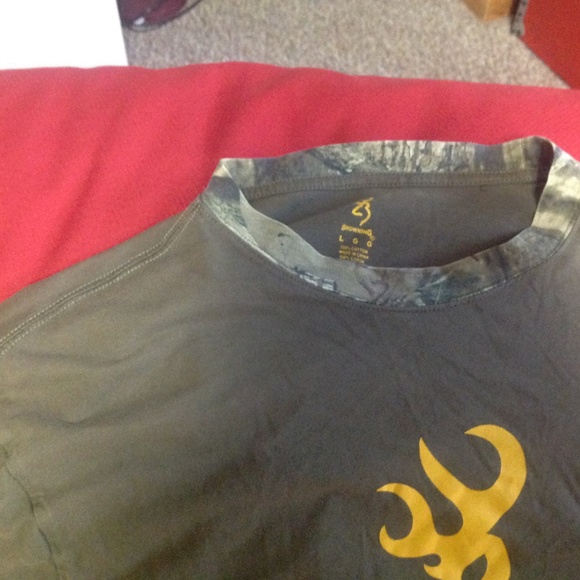 Browning Camo shirt - Picture 2 of 3
